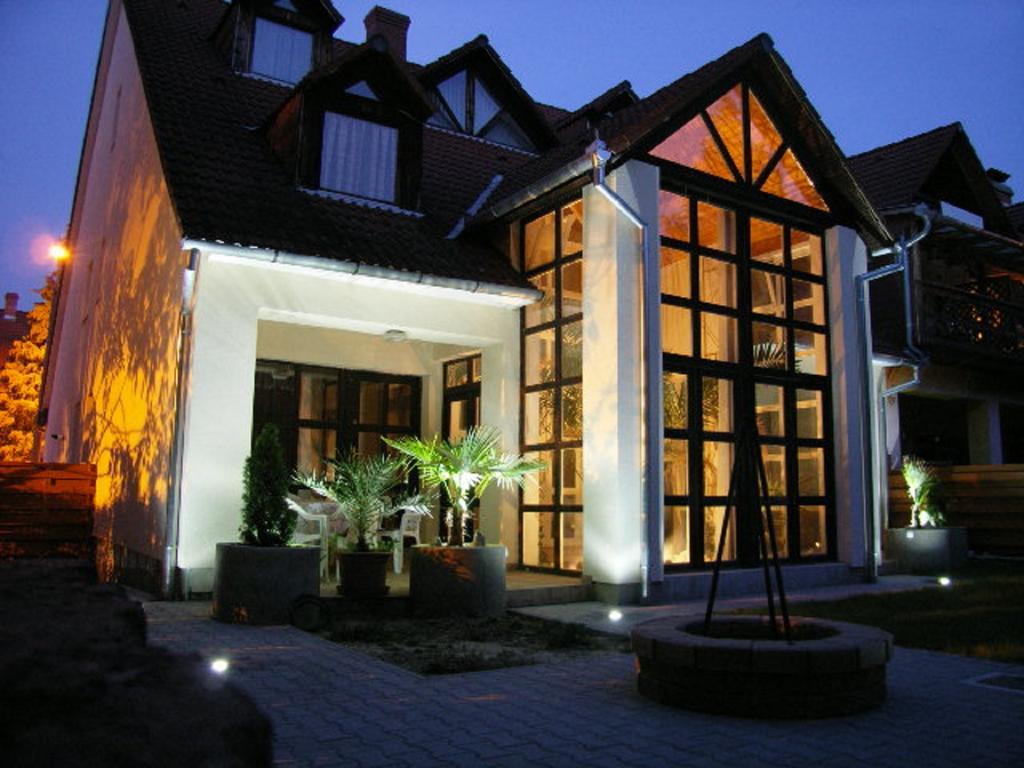 Palma Apartmanhaz Harkany Exterior photo